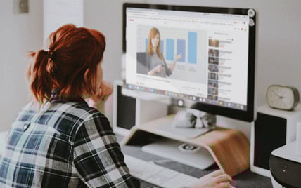 Solu&ccedil;&atilde;o de educa&ccedil;&atilde;o on-line